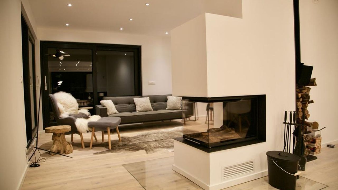 Wohnzimmer mit Kamin Wohnzimmer mit Kamin